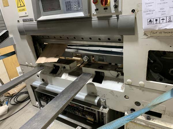 Traslado Guillotinas a Planta Libesa