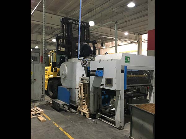 Traslado troqueladora Ibérica a planta Libesa